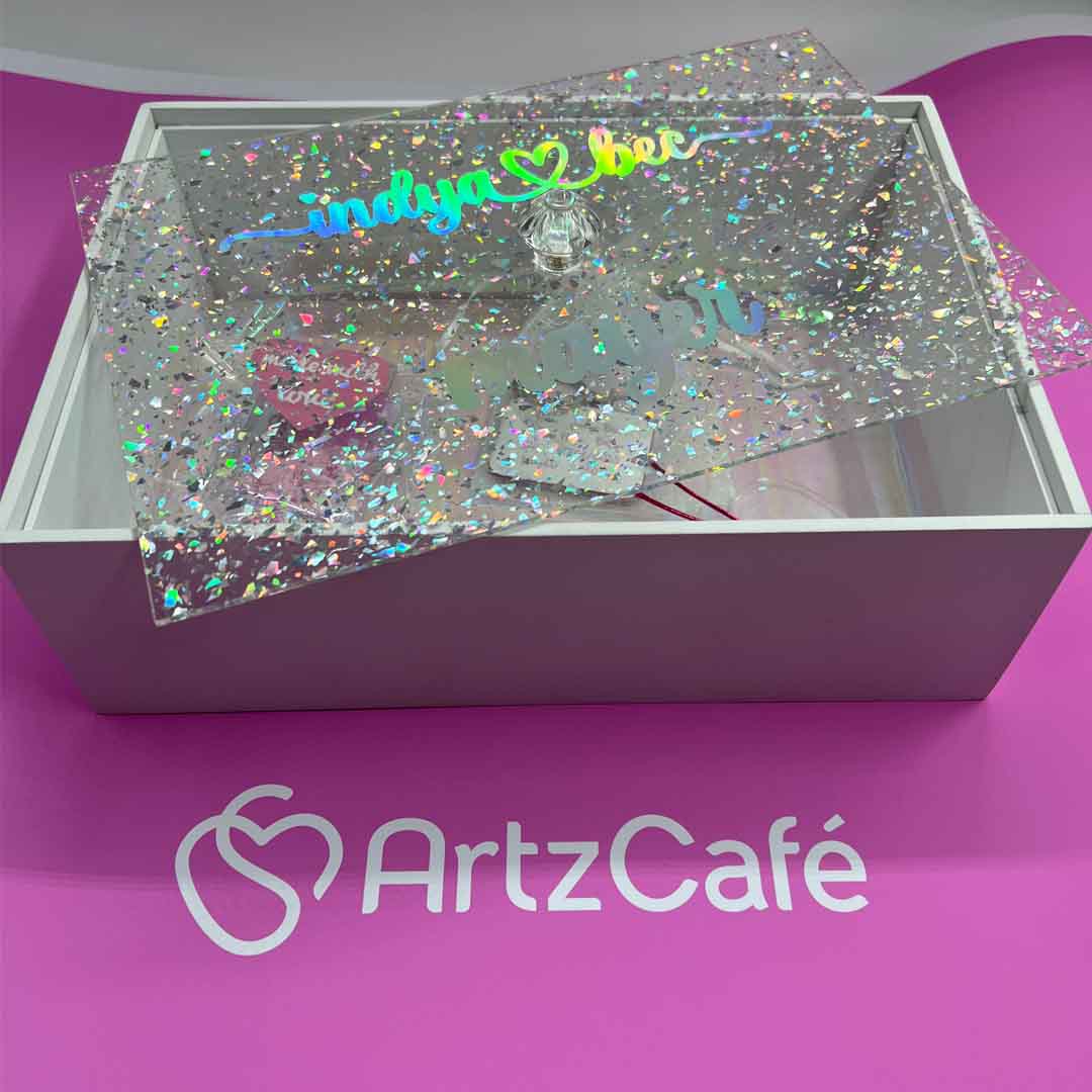 Personalized Baby Gift Box - Perspex Lid